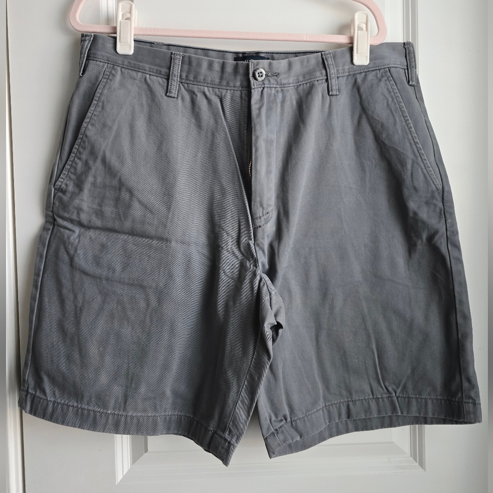 Nautica Men's Charcoal Flat Front Shorts